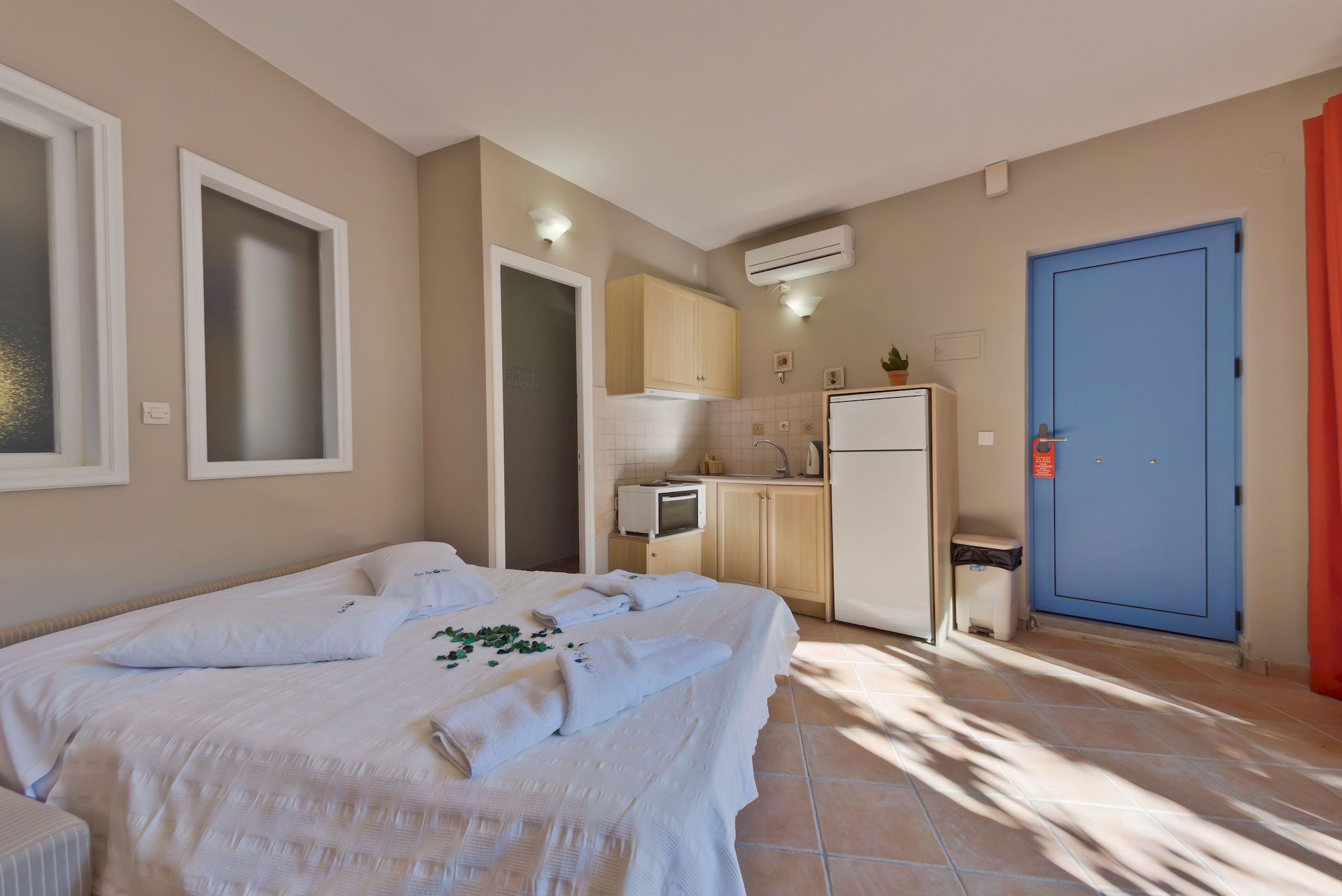 מיקרוס גיאלוס Rouda Bay Beach Hotel מראה חיצוני תמונה